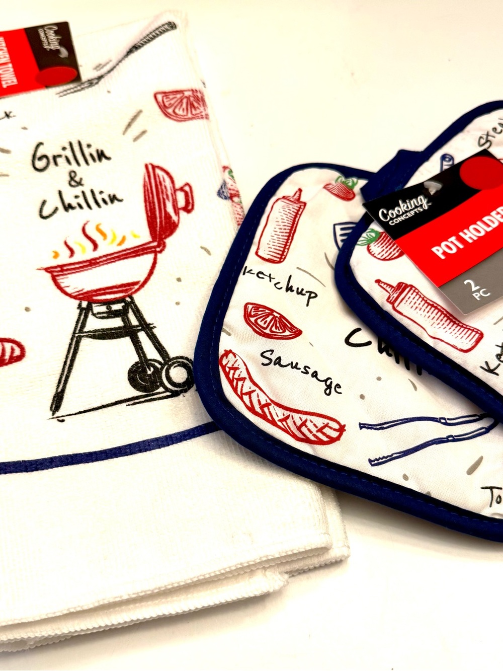 CWC Red & White Grill-Themed Party Tableware Set - Picture 9 of 9